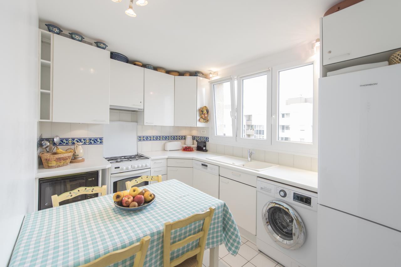 Veeve - Apartment Near Pont De Grenelle Париж Екстериор снимка
